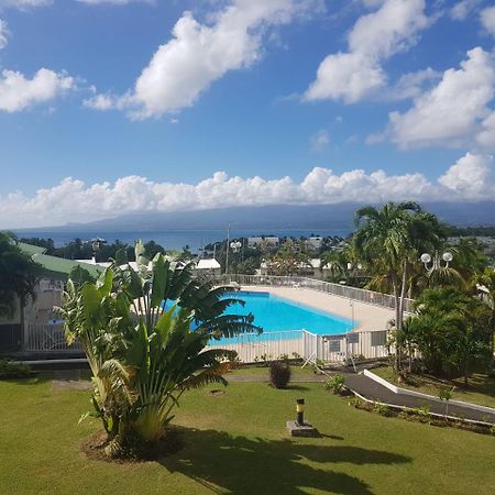 Superbe Studio En Duplex, Vue Sur Mer Et Piscine Apartment Le Gosier  Exterior photo